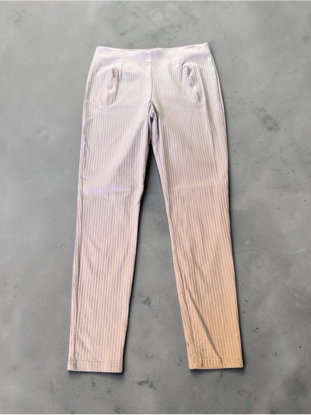 Calvin Klein Textured Slim Ankle Pants Women’s Size 6 Sage Green Stretch Career